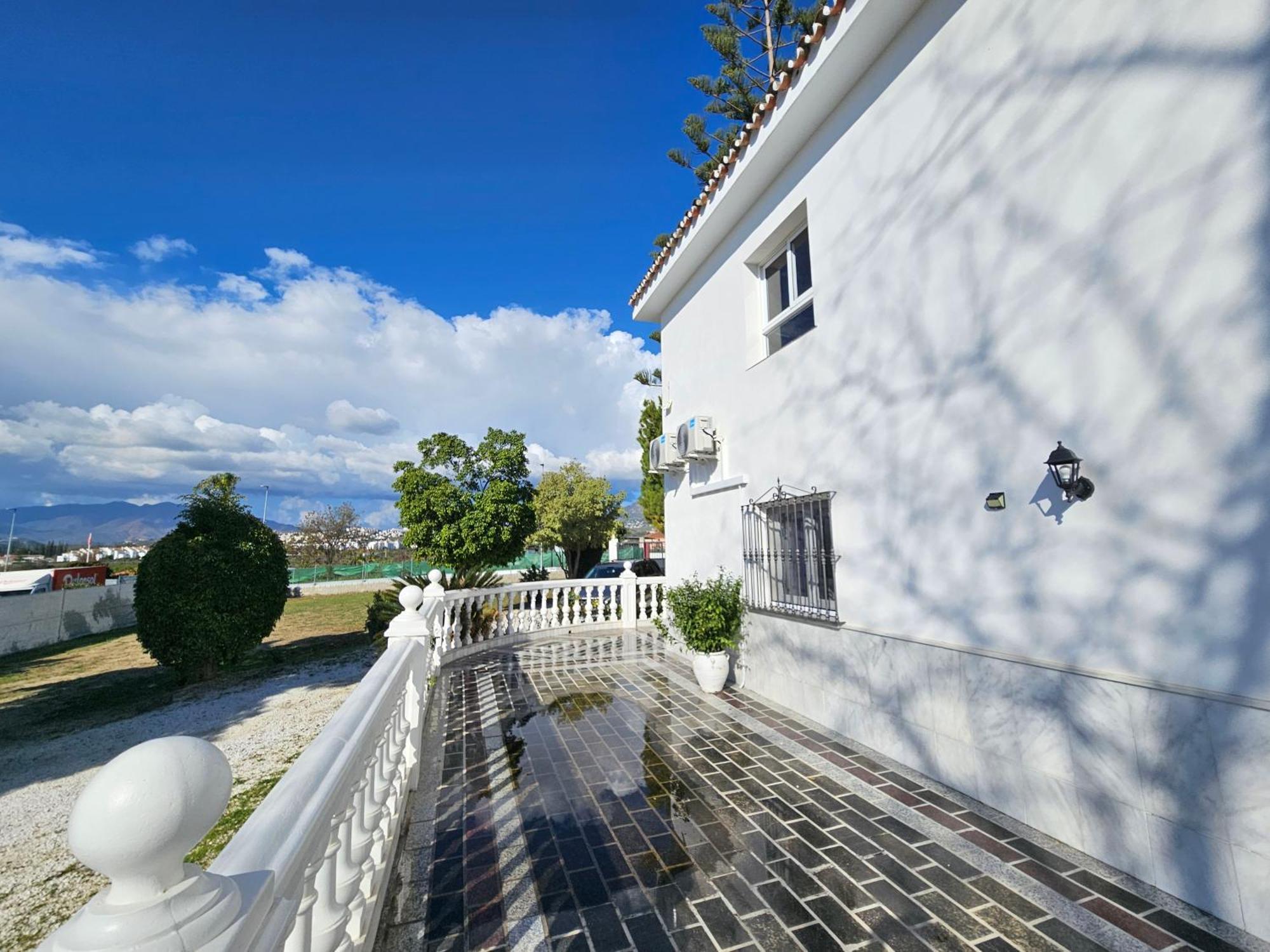 Casa Mama Lola Fuengirola Exterior foto
